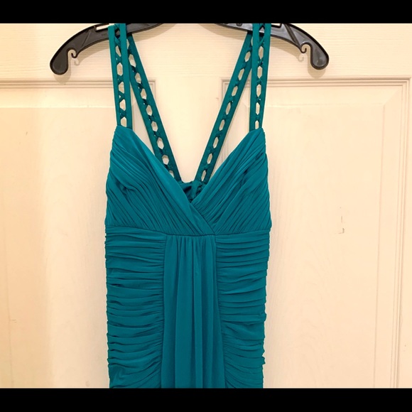 Laundry Emerald Green Gown - Picture 3 of 8